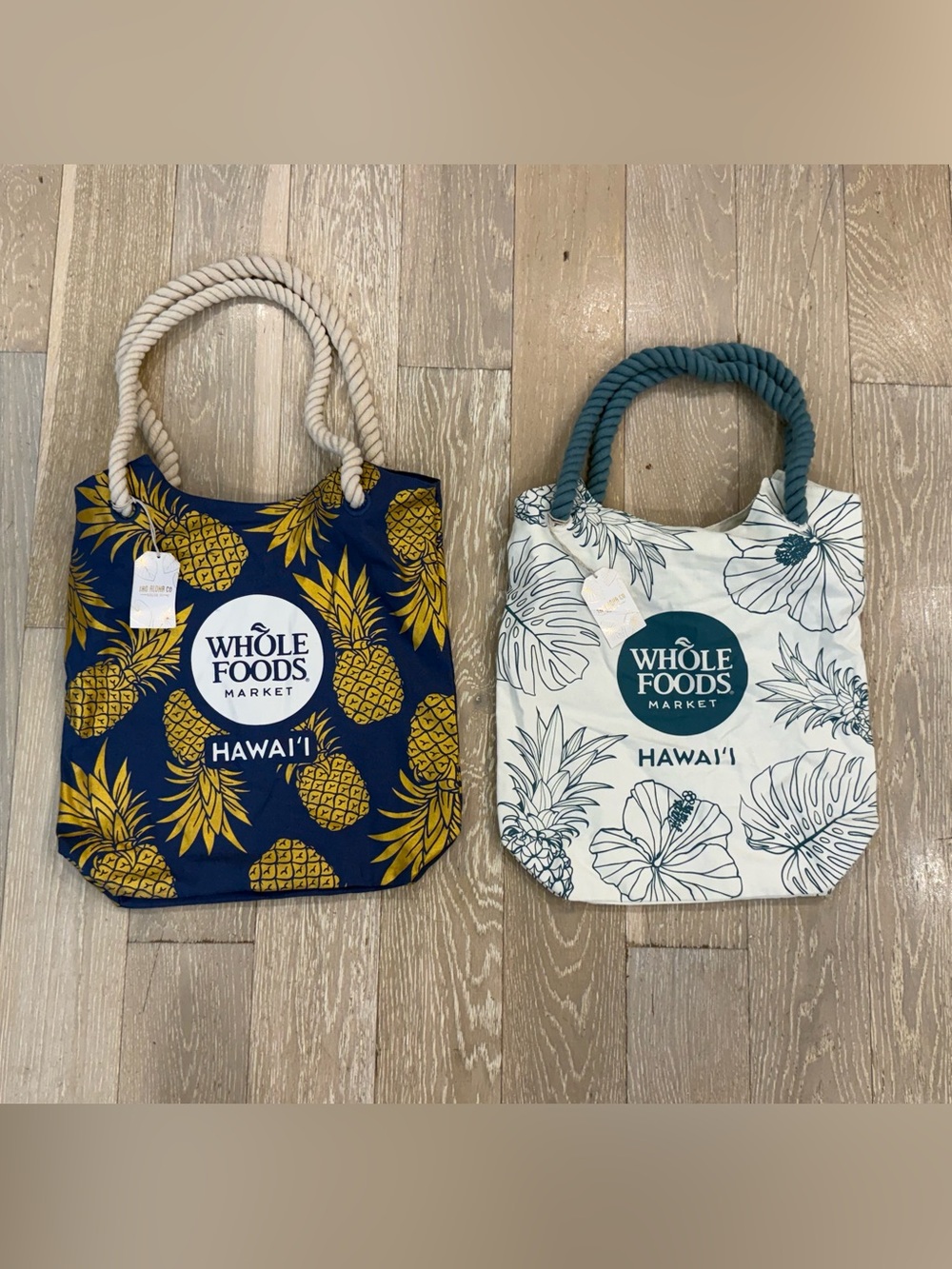 2 Whole Foods Market Exclusive Hawai'i designs Pineapple & Floral Tote Bag NWT
